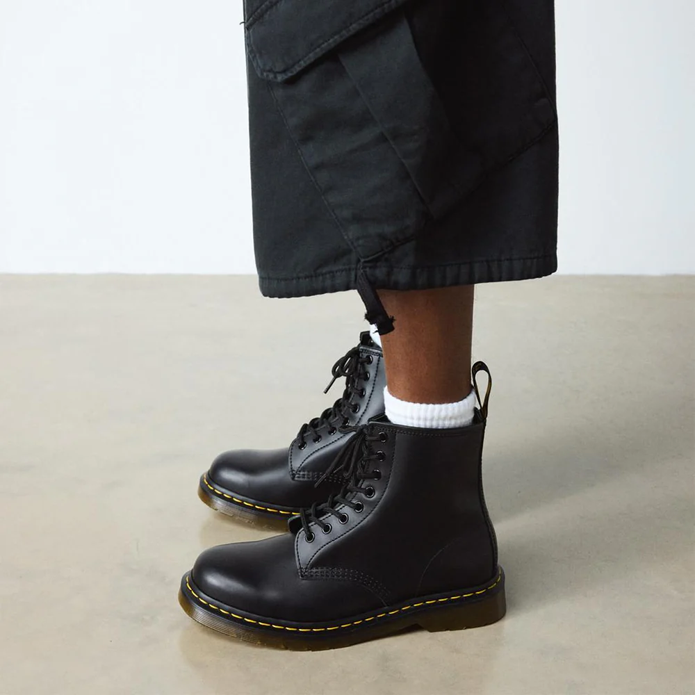 1460 Smooth Leather Lace Up Boots 'Black' - Image 9
