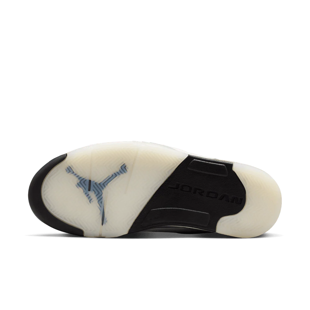 W Air Jordan Sixty Plus Low 'Sail Black Swan' - Image 7