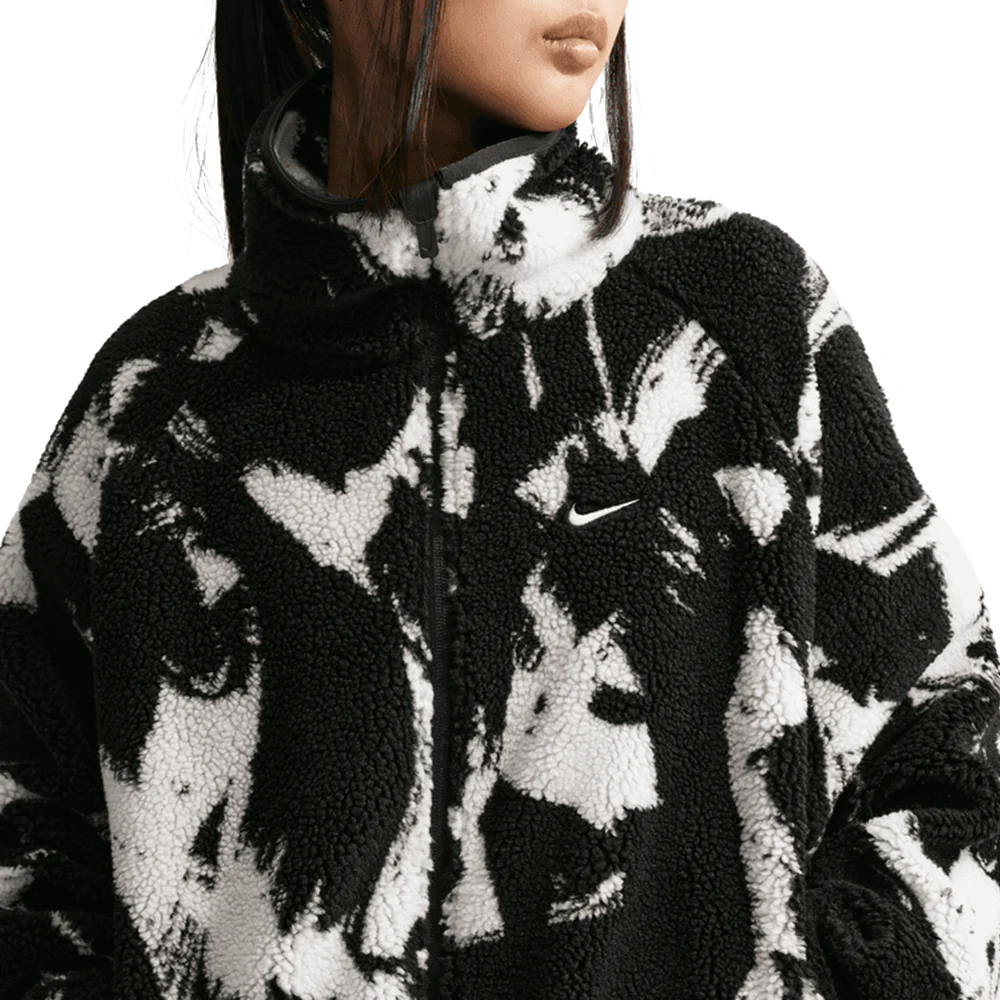 W NSW Oversized High-Pile Fleece Top 'Black White' - Image 5