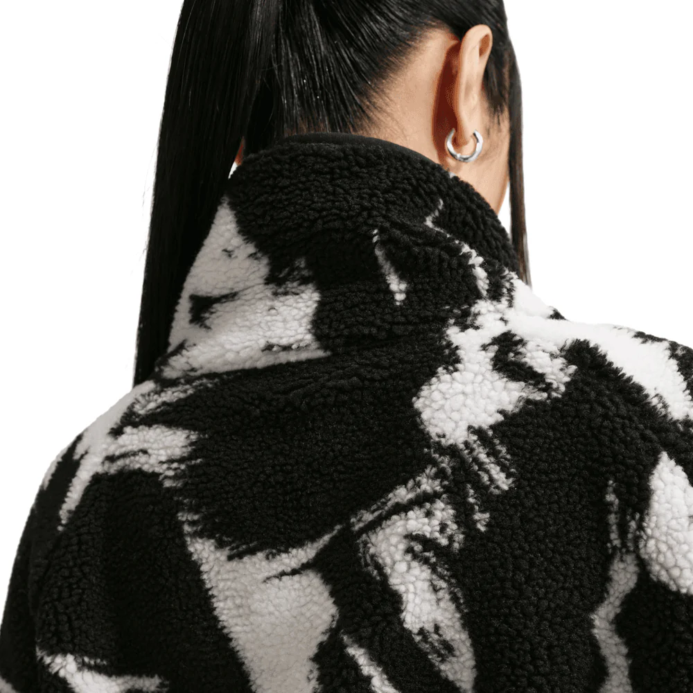 W NSW Oversized High-Pile Fleece Top 'Black White' - Image 6