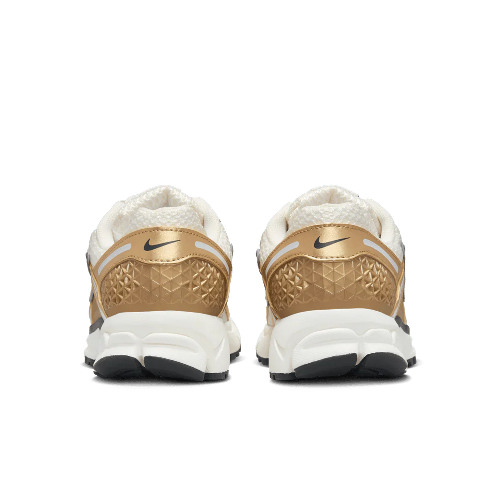 W Zoom Vomero 5 'Metallic Gold' - Image 4